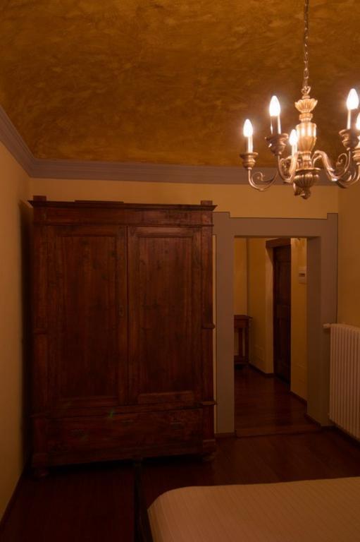 Locanda Guelfo Tredozio Værelse billede